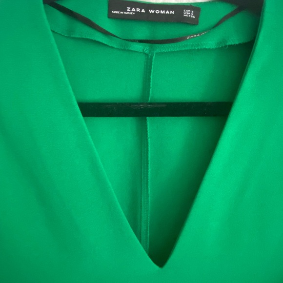 Zara dress - Picture 2 of 3